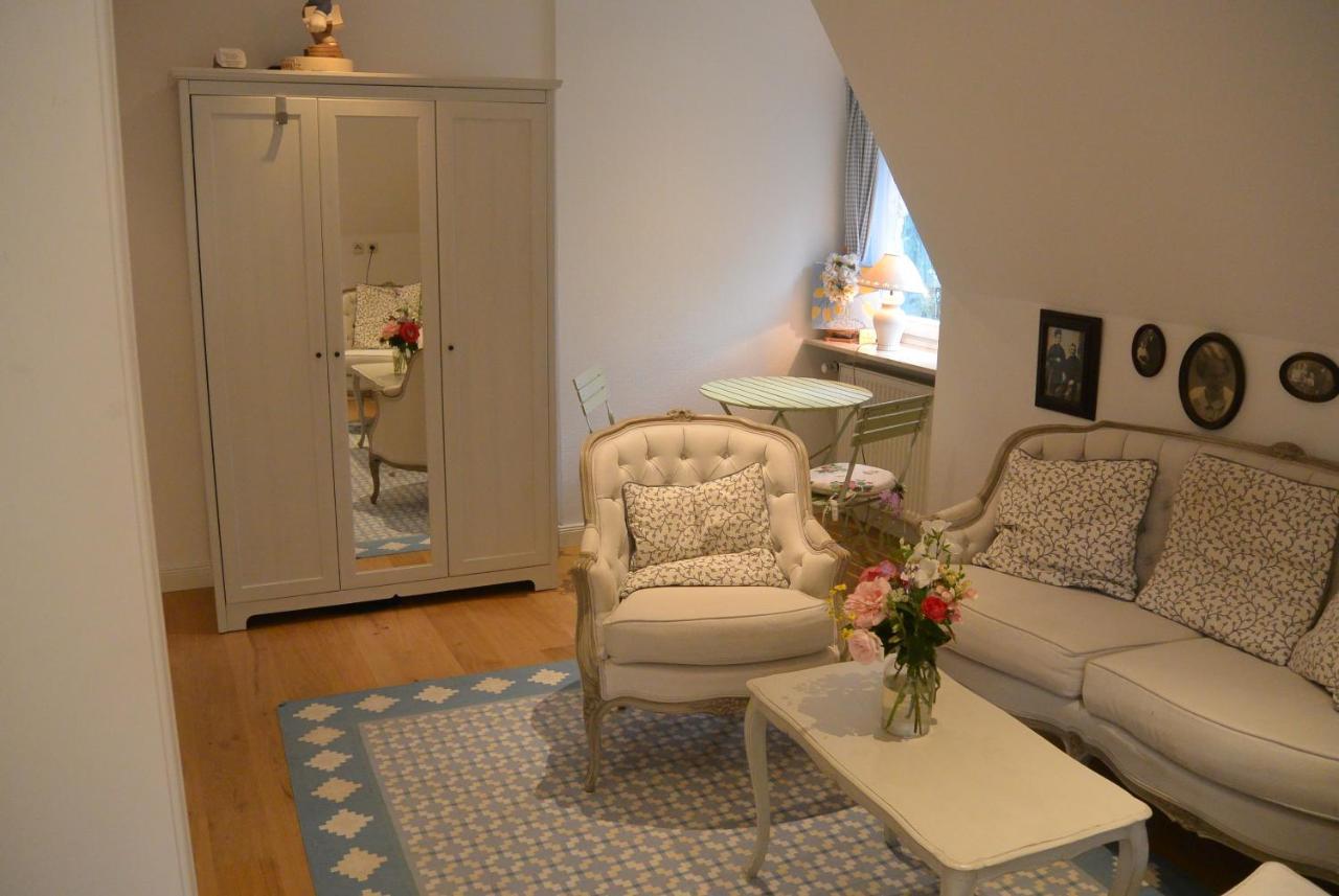 Am Park Apartment *